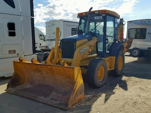 T0310SG898582 - 2001 JOHN 310BACKHOE YELLOW photo 2