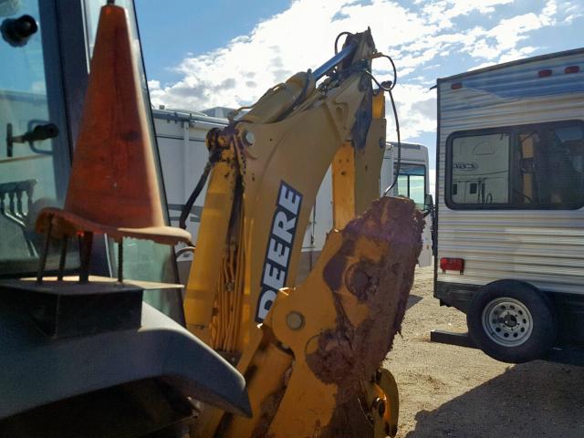 T0310SG898582 - 2001 JOHN 310BACKHOE YELLOW photo 6