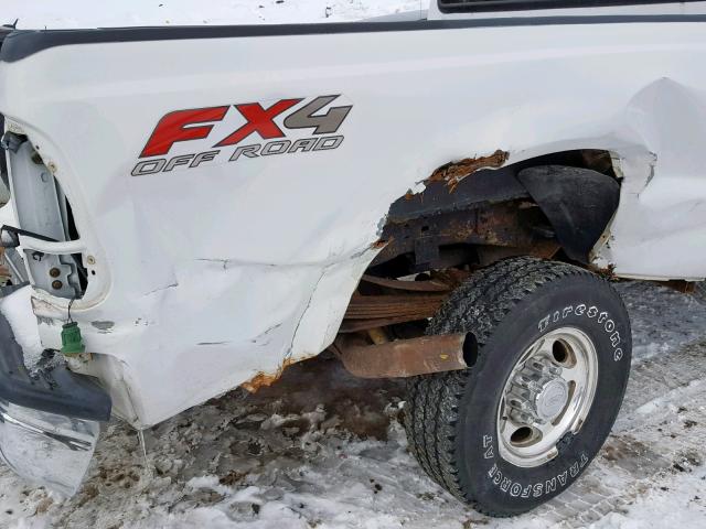 1FTSW31P13EC64212 - 2003 FORD F350 SRW S WHITE photo 9