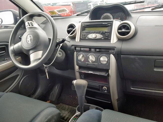 JTKKT624165011094 - 2006 TOYOTA SCION XA GRAY photo 9