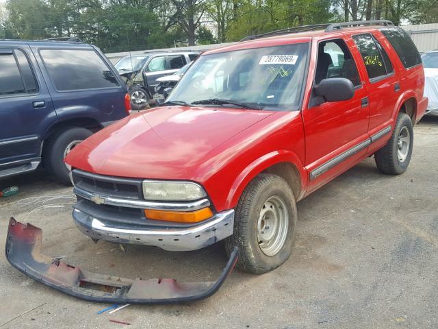 1GNCS13W2Y2128292 - 2000 CHEVROLET BLAZER RED photo 2