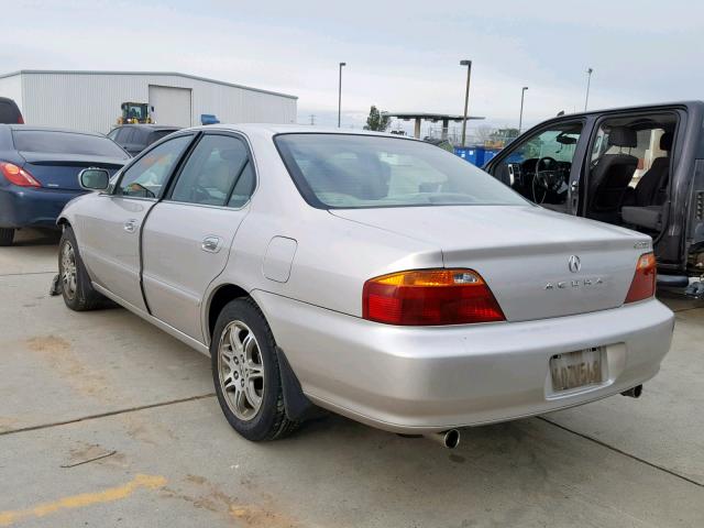 19UUA5643XA017256 - 1999 ACURA 3.2TL SILVER photo 3