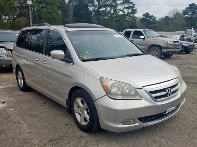 5FNRL38846B000040 - 2006 HONDA ODYSSEY TO SILVER photo 1