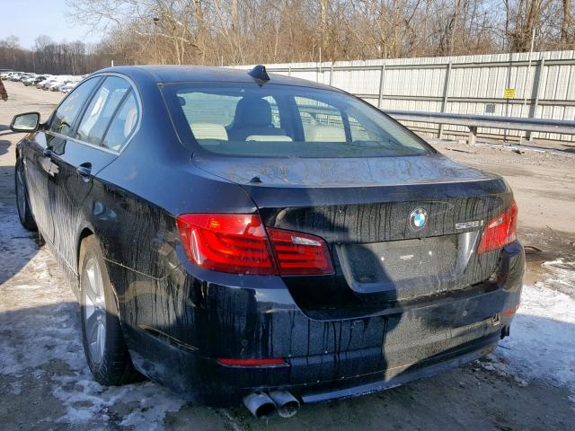 WBAXH5C53CDW09329 - 2012 BMW 528 XI BLACK photo 3