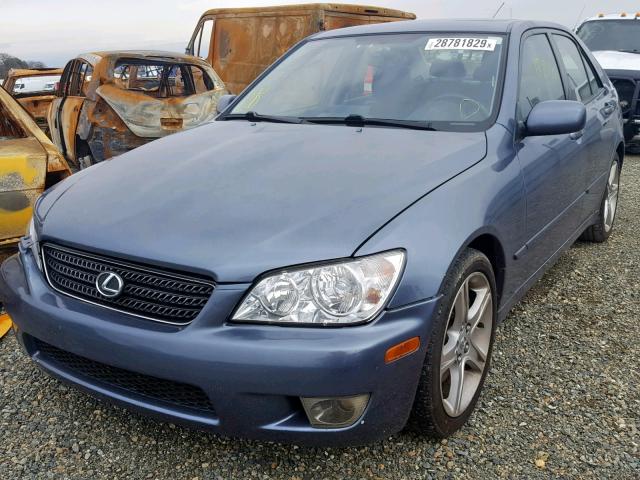 JTHBD192440085355 - 2004 LEXUS IS 300 GRAY photo 2