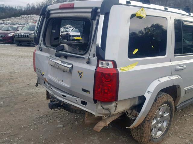 1J8HG58P77C520677 - 2007 JEEP COMMANDER SILVER photo 9