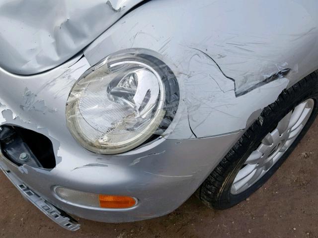 3VWCM31Y74M331472 - 2004 VOLKSWAGEN NEW BEETLE Boz foto 9