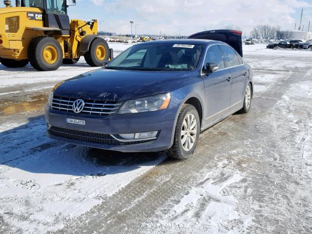 1VWAV7A33FC073133 - 2015 VOLKSWAGEN PASSAT S BLUE photo 2