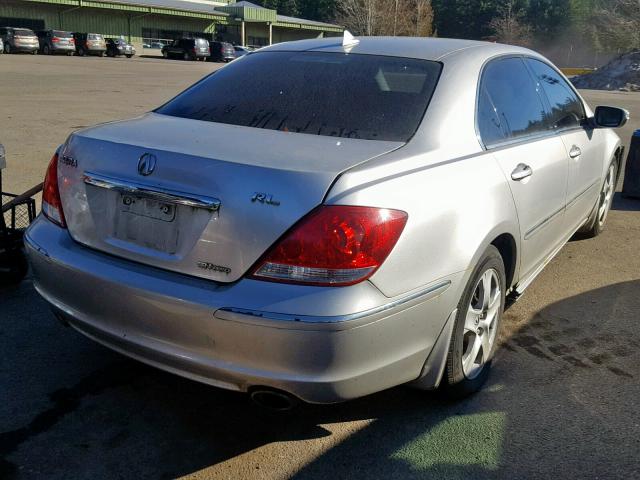 JH4KB16506C008178 - 2006 ACURA RL SILVER photo 4