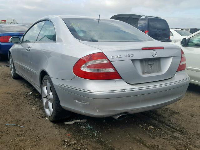 WDBTJ65J44F092715 - 2004 MERCEDES-BENZ CLK 320C SILVER photo 3