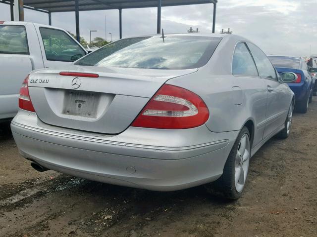 WDBTJ65J44F092715 - 2004 MERCEDES-BENZ CLK 320C SILVER photo 4