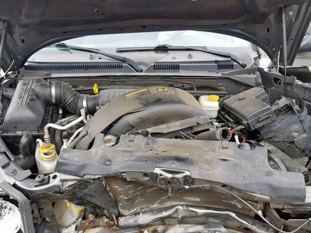 1D7HW48K56S666868 - 2006 DODGE DAKOTA QUA GRAY photo 7