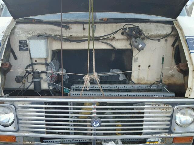 M40CA6S276169 - 1976 DODGE MOTOR HOME WHITE photo 7