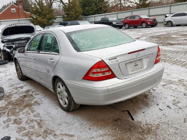 WDBRF64J44F458976 - 2004 MERCEDES-BENZ C 320 SILVER photo 3