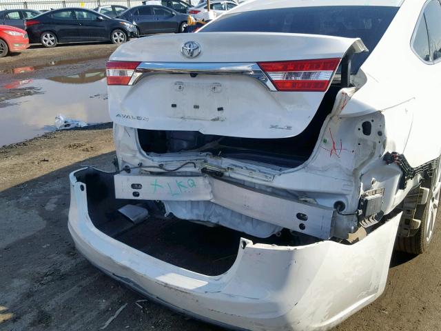 4T1BK1EB1DU053318 - 2013 TOYOTA AVALON BAS WHITE photo 9