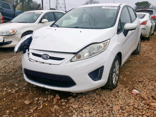 3FADP4EJ0BM174159 - 2011 FORD FIESTA SE WHITE photo 2