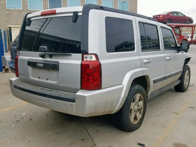 1J8HG48K98C166628 - 2008 JEEP COMMANDER SILVER photo 4