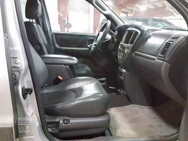 4F2CZ96184KM27721 - 2004 MAZDA TRIBUTE ES 银色 照片 5