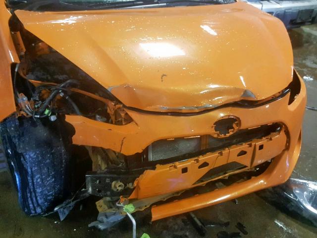 JTDKDTB39F1099894 - 2015 TOYOTA PRIUS C ORANGE photo 9