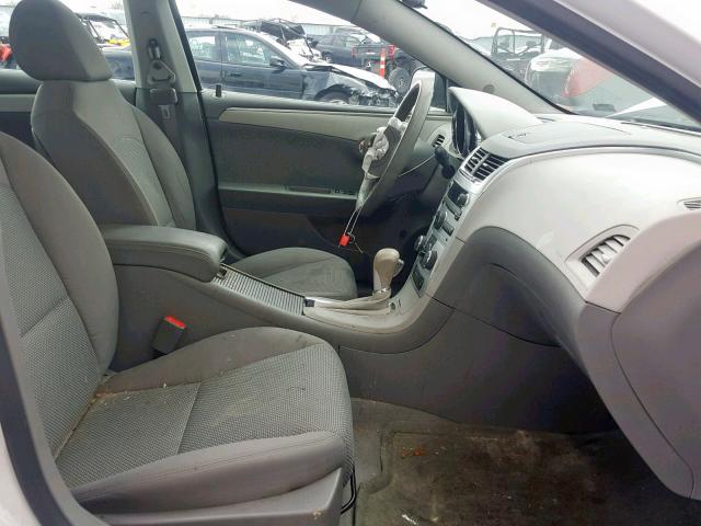 1G1ZA5EU8CF392054 - 2012 CHEVROLET MALIBU LS WHITE photo 5