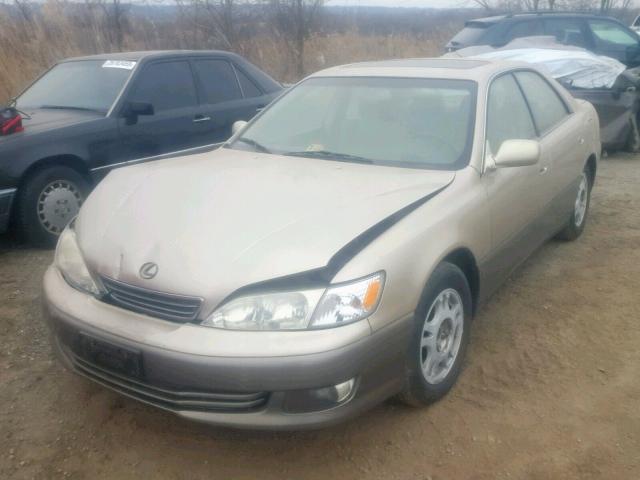 JT8BF28G5Y5103285 - 2000 LEXUS ES 300 GOLD photo 2