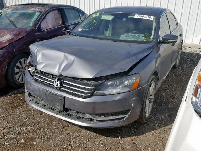 1VWBS7A36EC115306 - 2014 VOLKSWAGEN PASSAT SE GRAY photo 2