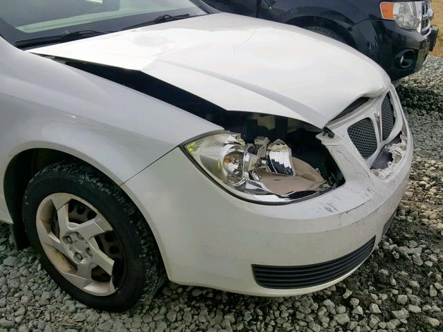 1G2AL15F577370560 - 2007 PONTIAC G5 WHITE photo 9