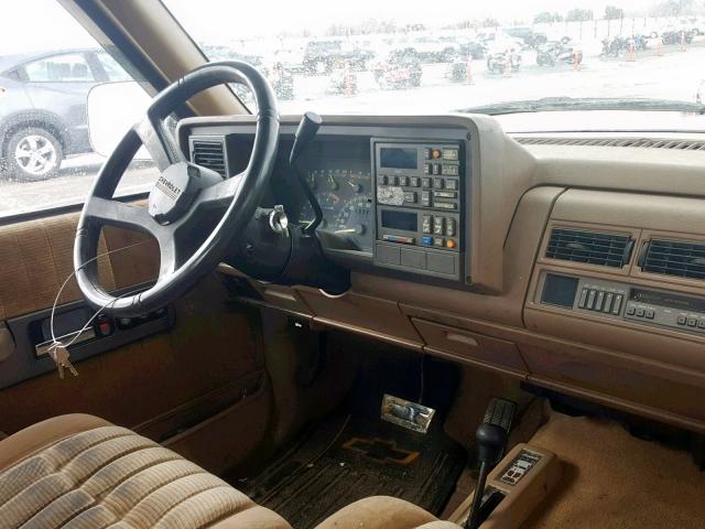 2GCEK19K6N1152743 - 1992 CHEVROLET GMT-400 K1 TAN photo 9