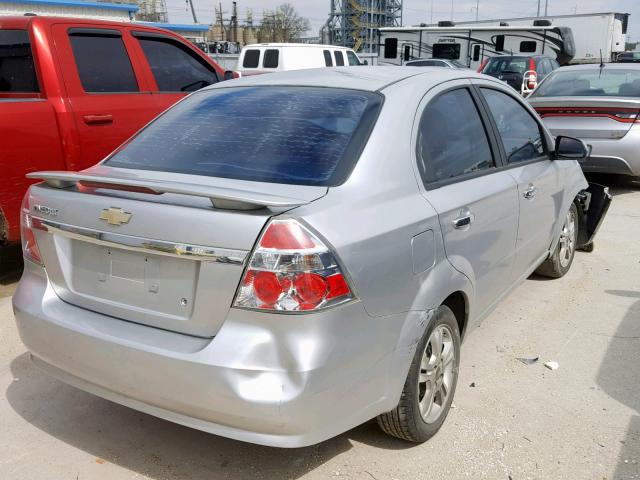 KL1TG56E59B307603 - 2009 CHEVROLET AVEO LT SILVER photo 4