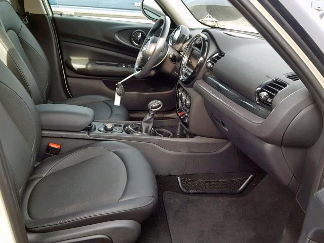 WMWLN5C34H2E33645 - 2017 MINI COOPER CLU CREAM photo 5