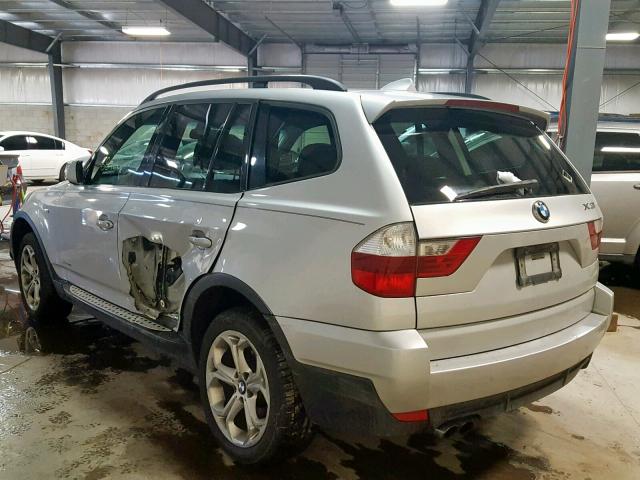 WBXPC93439WJ25788 - 2009 BMW X3 XDRIVE3 SILVER photo 3