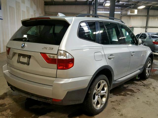 WBXPC93439WJ25788 - 2009 BMW X3 XDRIVE3 SILVER photo 4