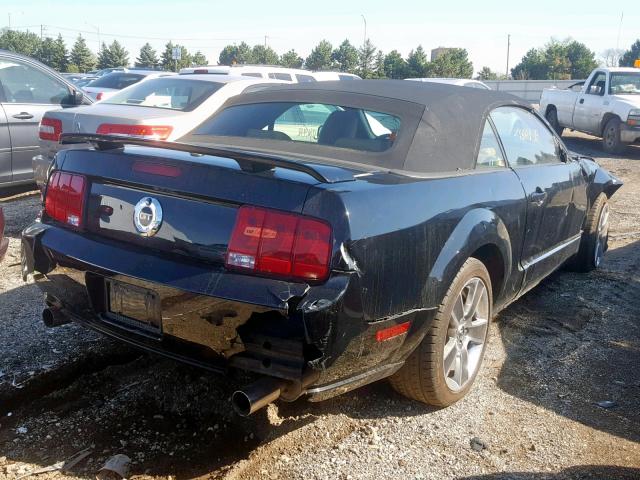 1ZVHT85H685113194 - 2008 FORD MUSTANG GT BLACK photo 4