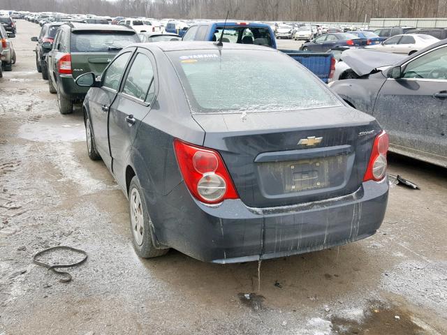 1G1JA5SG2D4169825 - 2013 CHEVROLET SONIC LS 灰色 照片 3