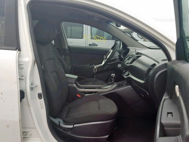 KNDPB3A22D7510535 - 2013 KIA SPORTAGE B WHITE photo 5