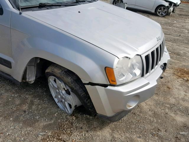 1J4GR48K45C581620 - 2005 JEEP GRAND CHER SILVER photo 9