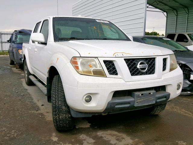 1N6AD07W19C402816 - 2009 NISSAN FRONTIER C WHITE photo 1