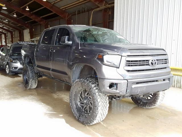 5TFDW5F13GX560108 - 2016 TOYOTA TUNDRA CRE GRAY photo 1