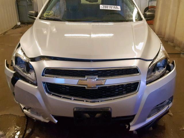 1G11B5SA2DF181020 - 2013 CHEVROLET MALIBU LS SILVER photo 9