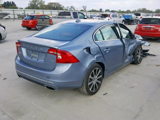 LYV402HK7JB173974 - 2018 VOLVO S60 PREMIE BLUE photo 4