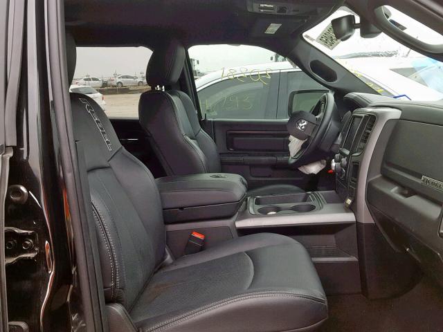 1C6RR7YT2JS163265 - 2018 RAM 1500 REBEL შავი ფოტო 5