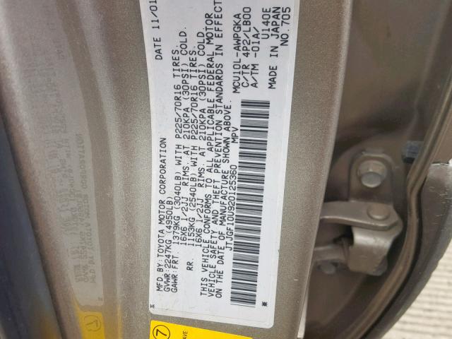 JTJGF10U920125360 - 2002 LEXUS RX 300 GOLD photo 10