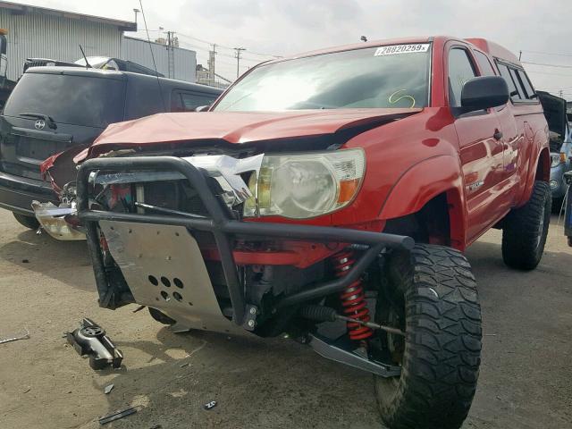 5TETU62N57Z401860 - 2007 TOYOTA TACOMA PRE RED photo 2