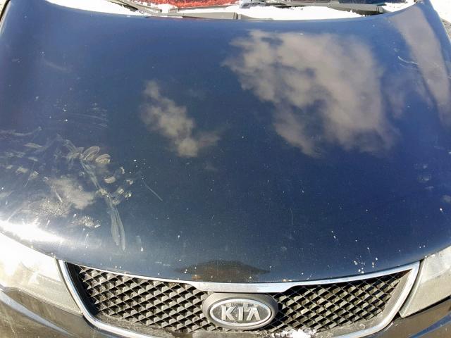 KNAFU4A23A5307556 - 2010 KIA FORTE EX BLACK photo 7