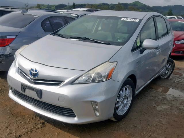 JTDZN3EU8D3229648 - 2013 TOYOTA PRIUS V SILVER photo 2