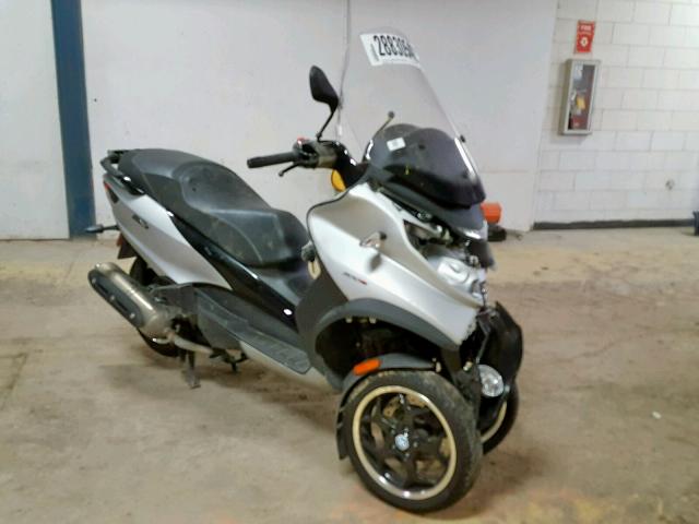 ZAPM860X5G5000419 - 2016 PIAGGIO MP3 500 SP SILVER photo 1