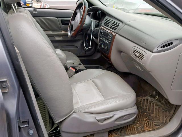 1FAFP56U26A190549 - 2006 FORD TAURUS SEL GRAY photo 5