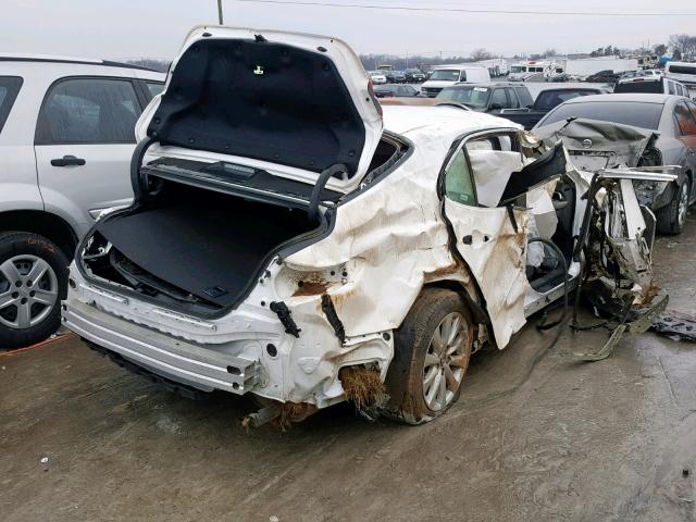 4T1B11HK4JU513792 - 2018 TOYOTA CAMRY L WHITE photo 4