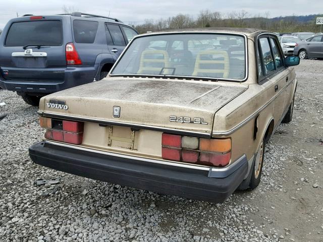 YV1AX8840K1352332 - 1989 VOLVO 244 DL GOLD photo 4