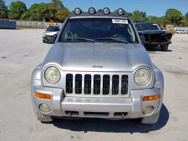 1J4GK38K12W366155 - 2002 JEEP LIBERTY RE SILVER photo 9